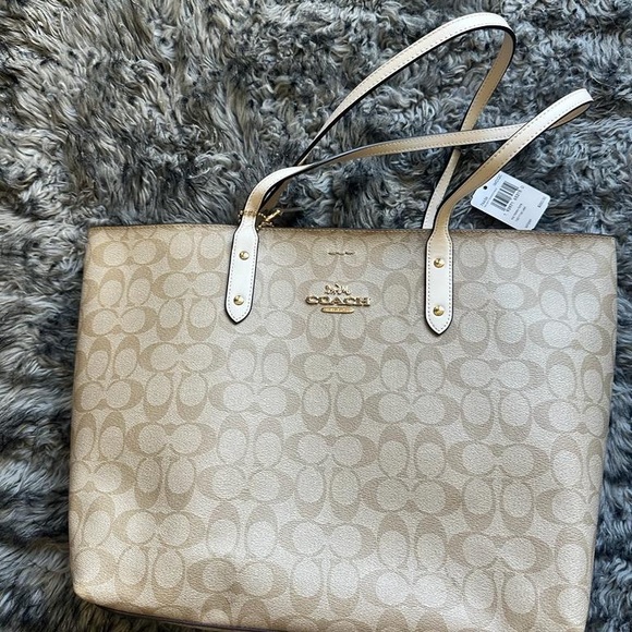 Coach Leather Tote Bag (OBO) - Picture 1 of 5